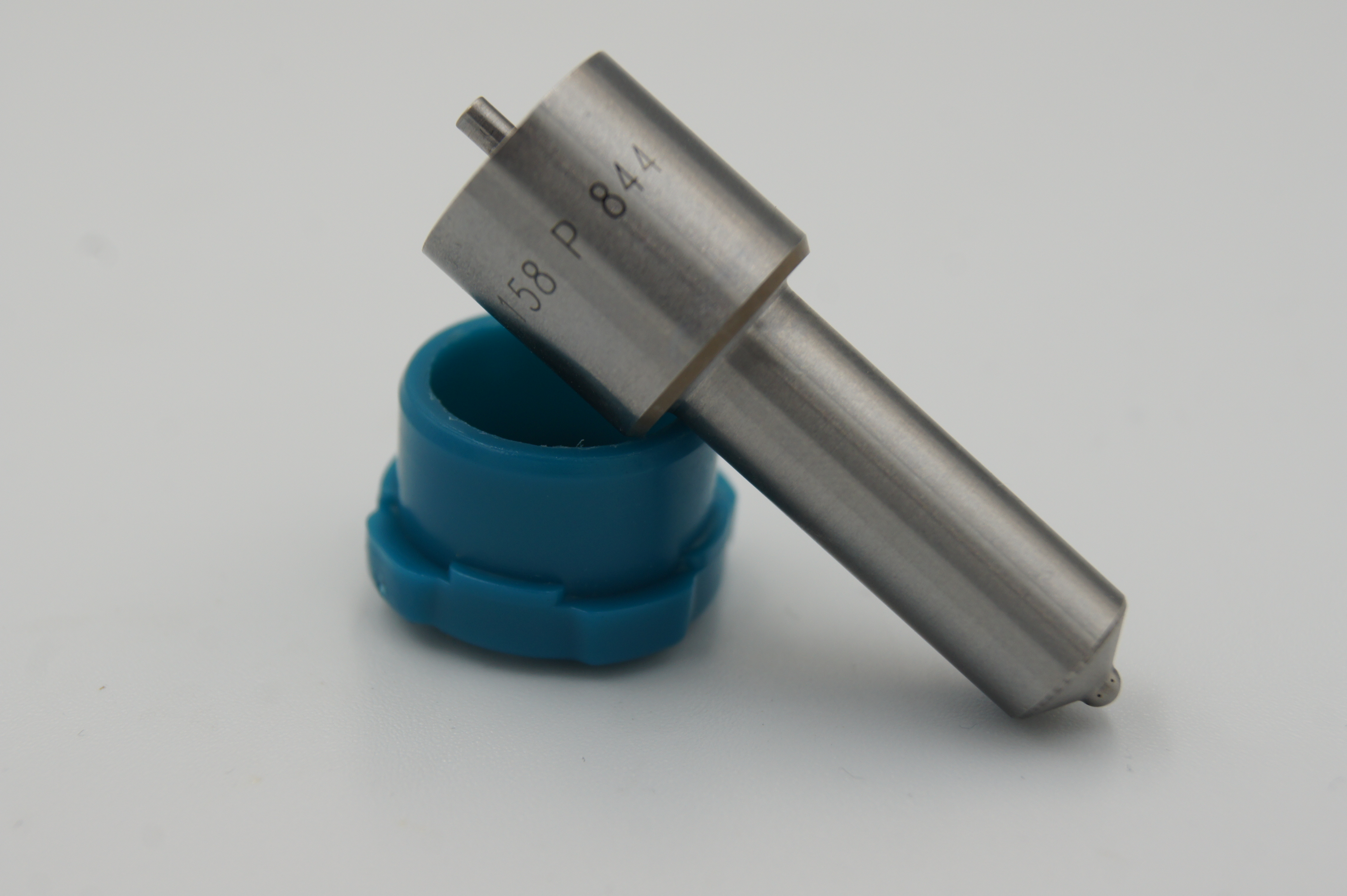 DLLA158P844 / 093400-8440 Распылитель Denso